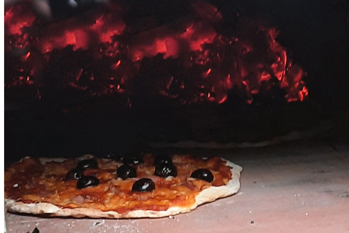 Pizza mit Olive